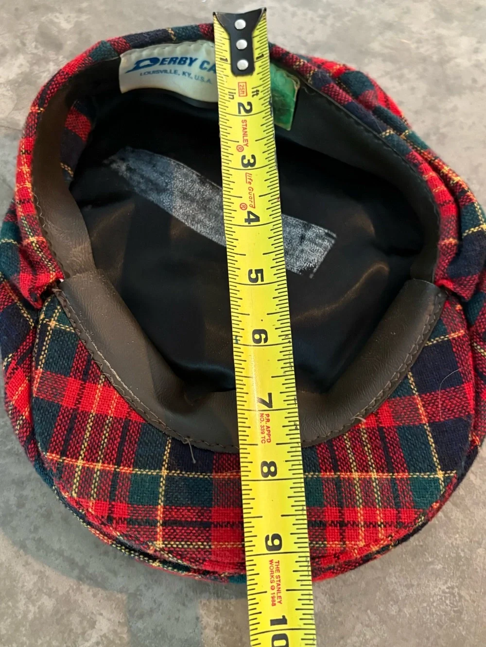 70’s classic vintage red tartan plaid wool flat cap